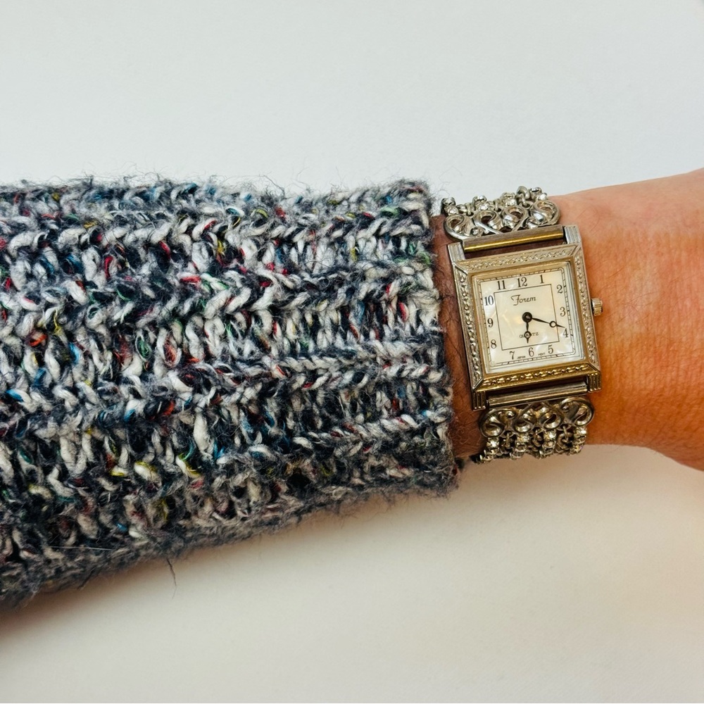 Vintage Forem Mother Of Pearl Women's Silver Crystals Chain Bracelet Watch - Picture 12 of 12